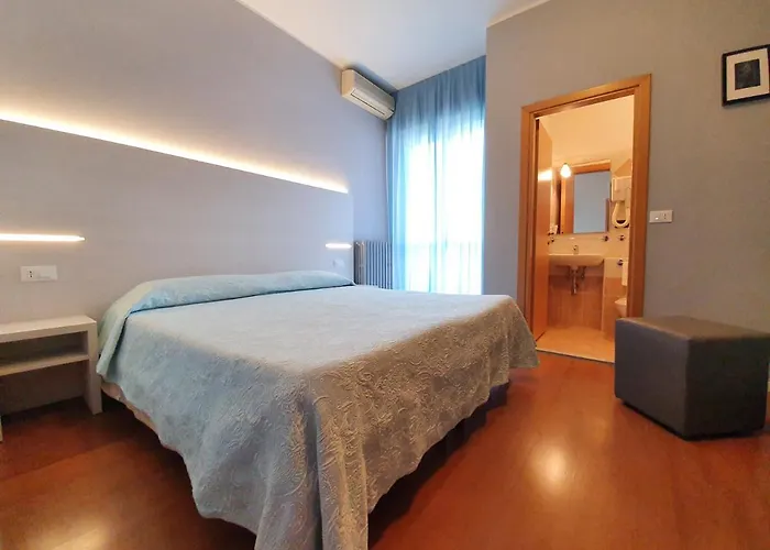 فندق Air فورلي